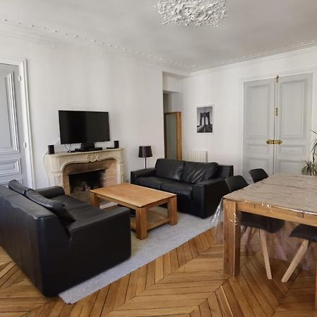 Ferienwohnung 3 Pieces 4****, Au Coeur Du Quartier Historique Versailles Exterior foto