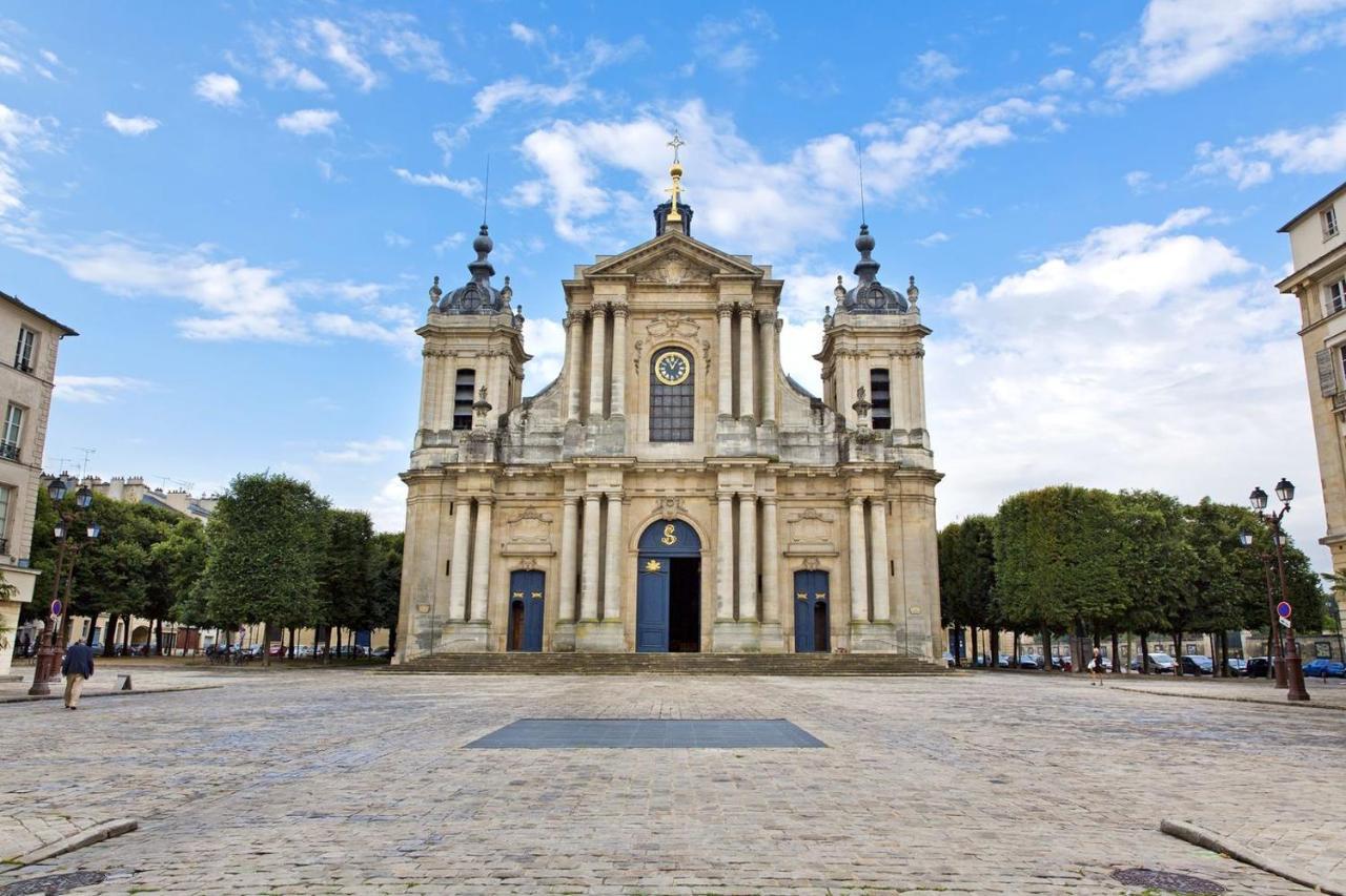 Ferienwohnung 3 Pieces 4****, Au Coeur Du Quartier Historique Versailles Exterior foto